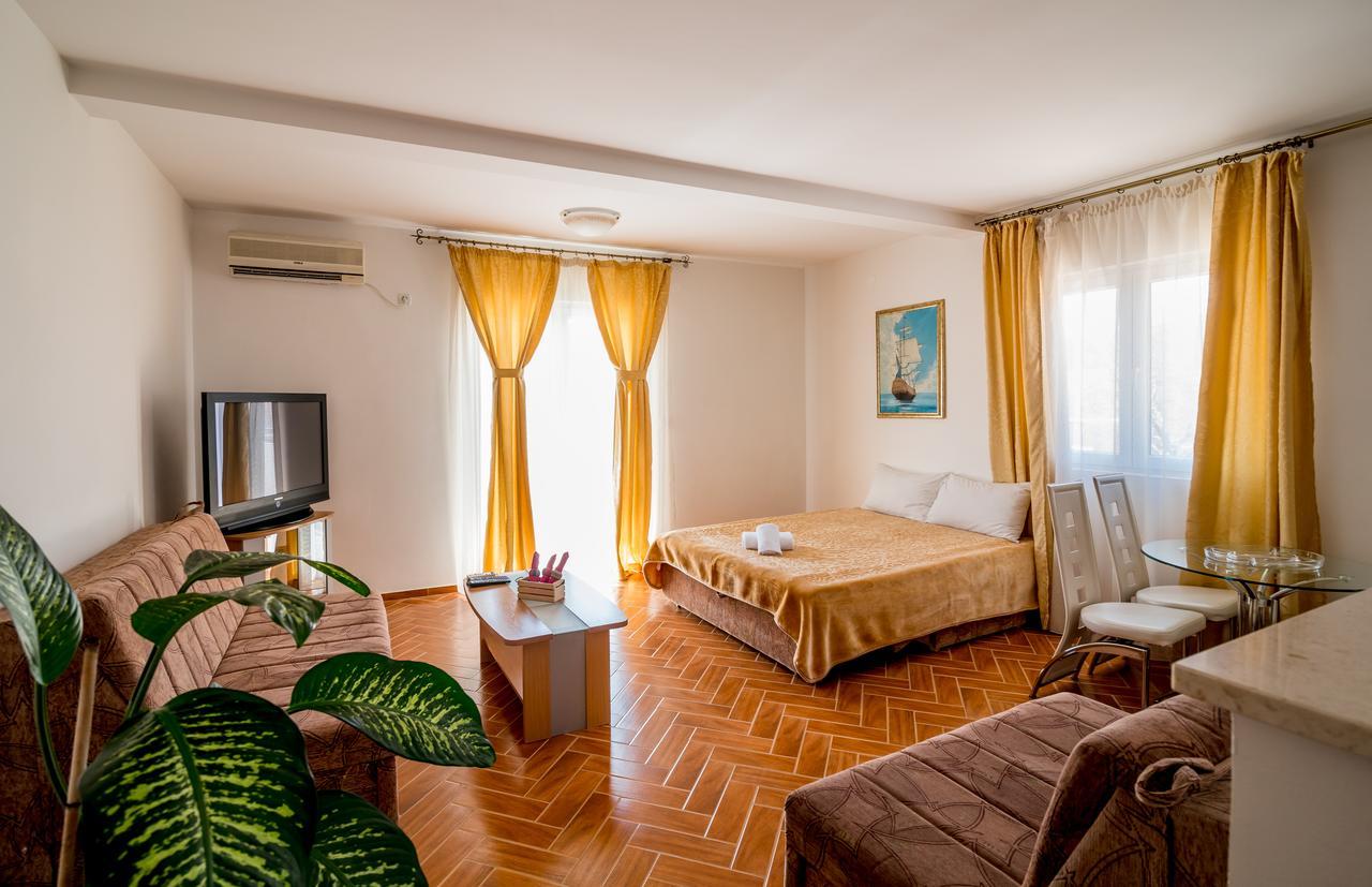 Bianca Apartments Herceg Novi Exterior photo